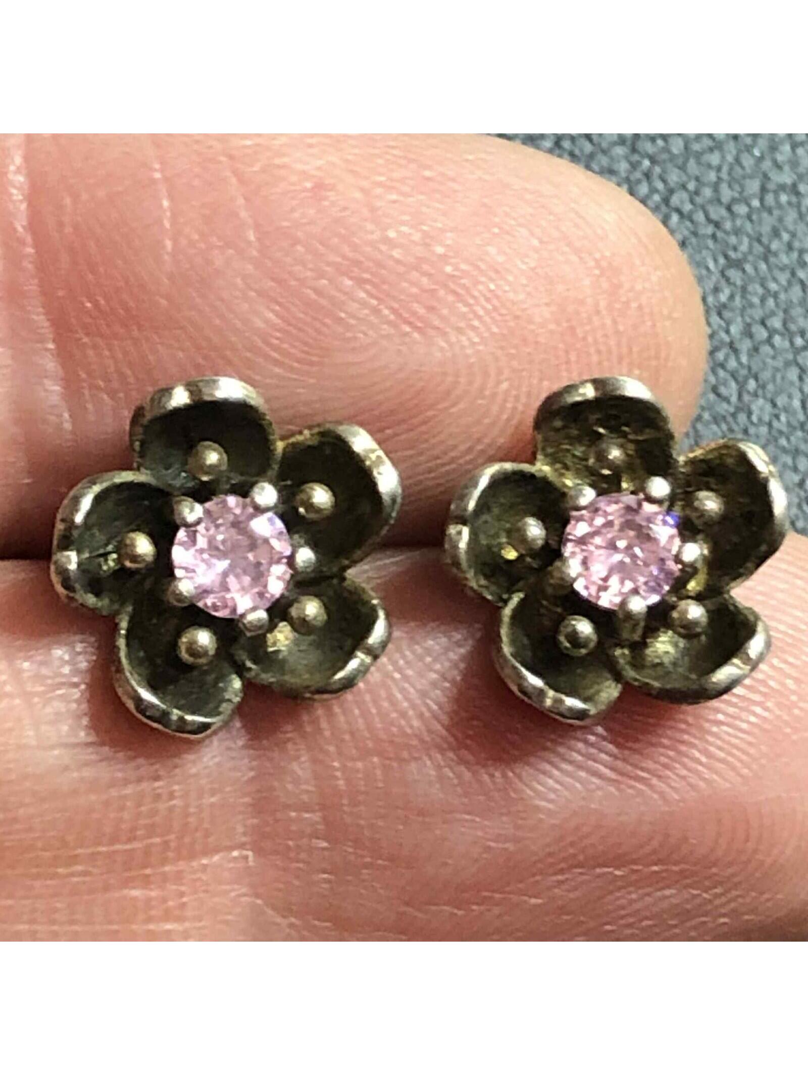 62340 Vntg Oxidized Sterling 925 Pink Tourmaline Sculpted Flower Earings 2.8g